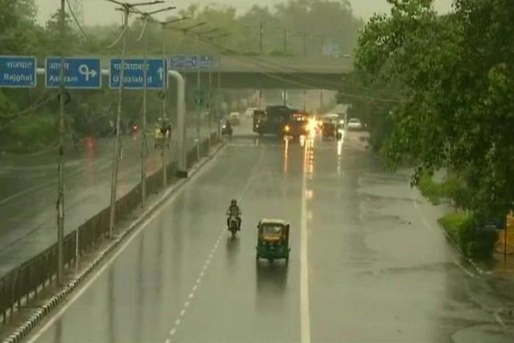 Delhi Weather News