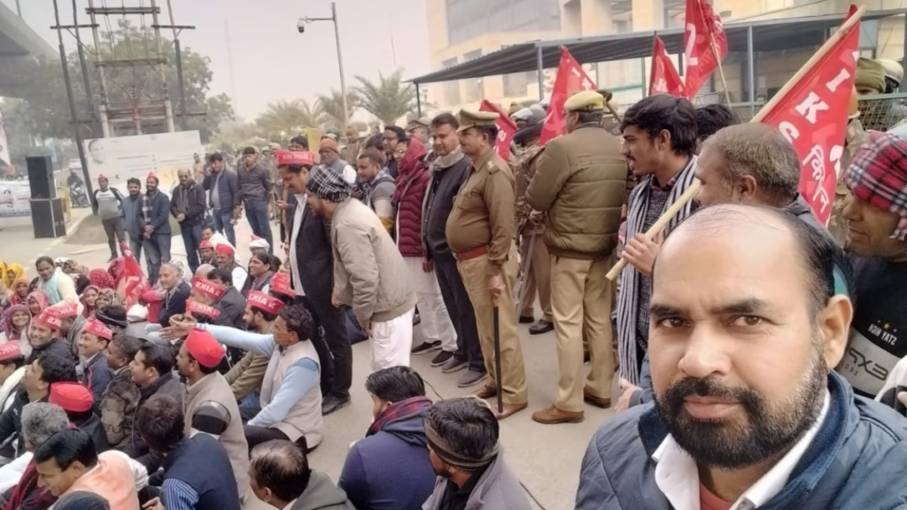 22nd day of strike Kisan Sabha