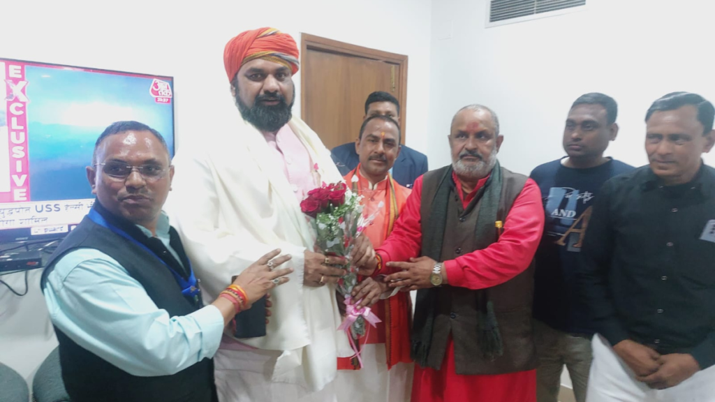Bihar Bhavan मे बिहार के दोनों उपमुख्यमंत्री माननीय सम्राट चौधरी जी माननीय विजय सिंह जी से शिष्टाचार मुलाकात हुई