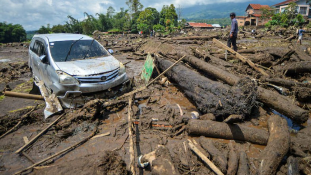 Indonesia flash floods