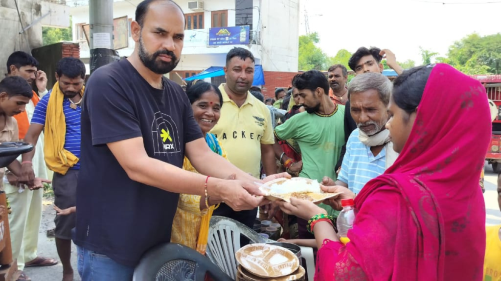 Free food provided to the needy