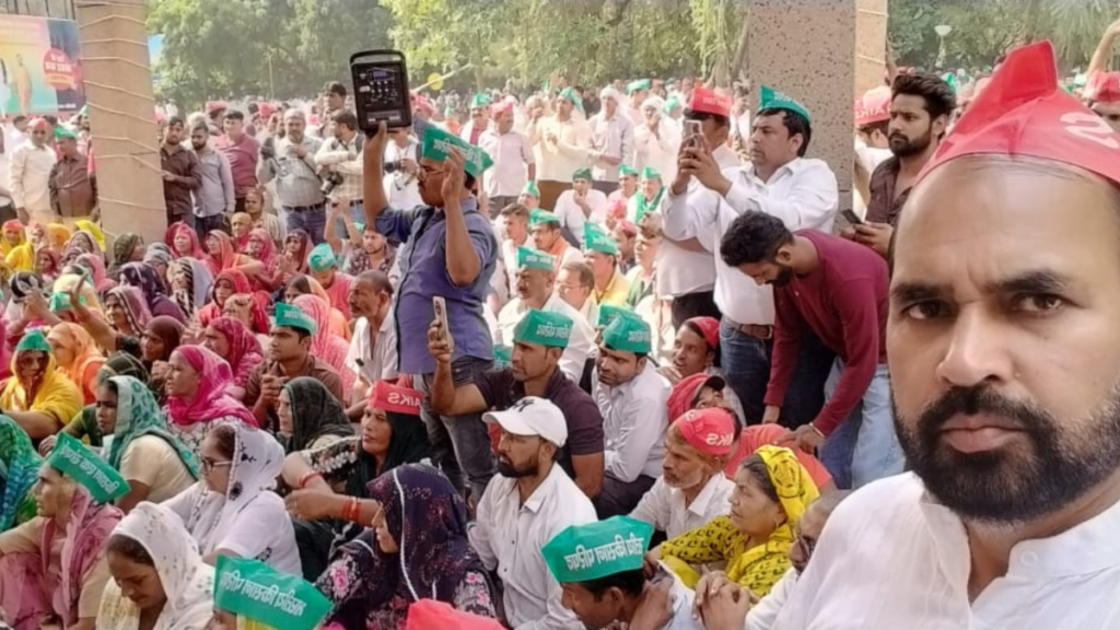 Farmers Demonstrated