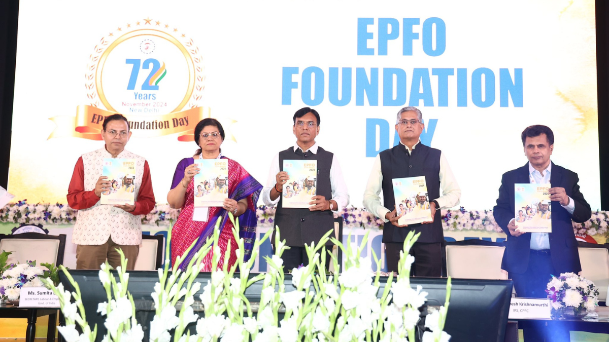 EPFO Foundation Day:72वें स्थापना दिवस पर सरकारी पेंशन को मजबूत बनाने में EFO की भूमिका